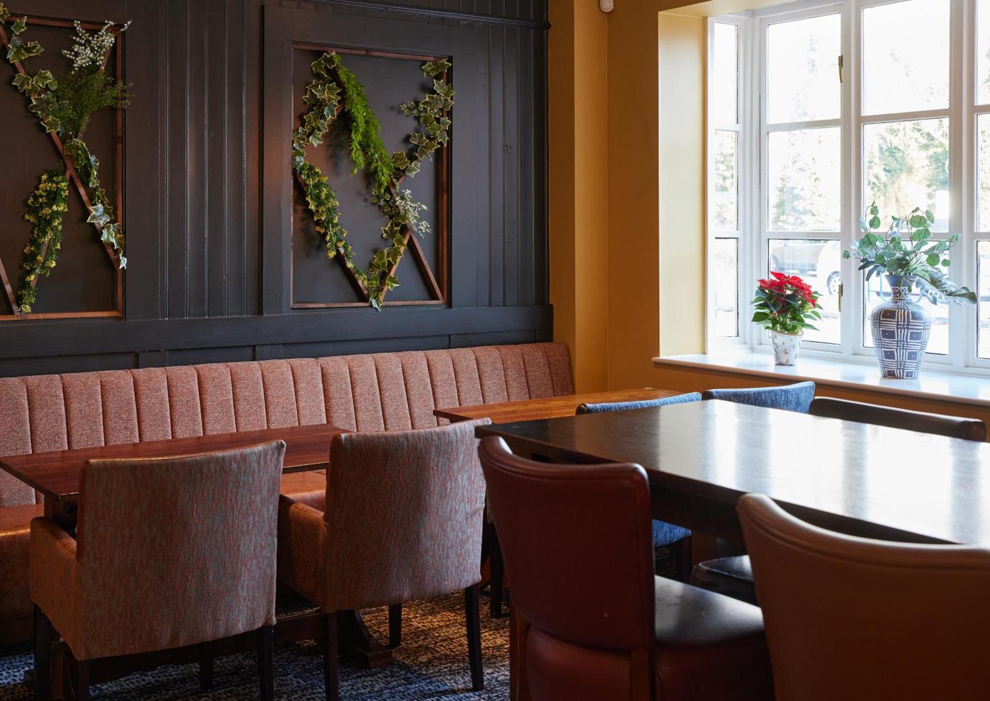 The Quays By Greene King 3*